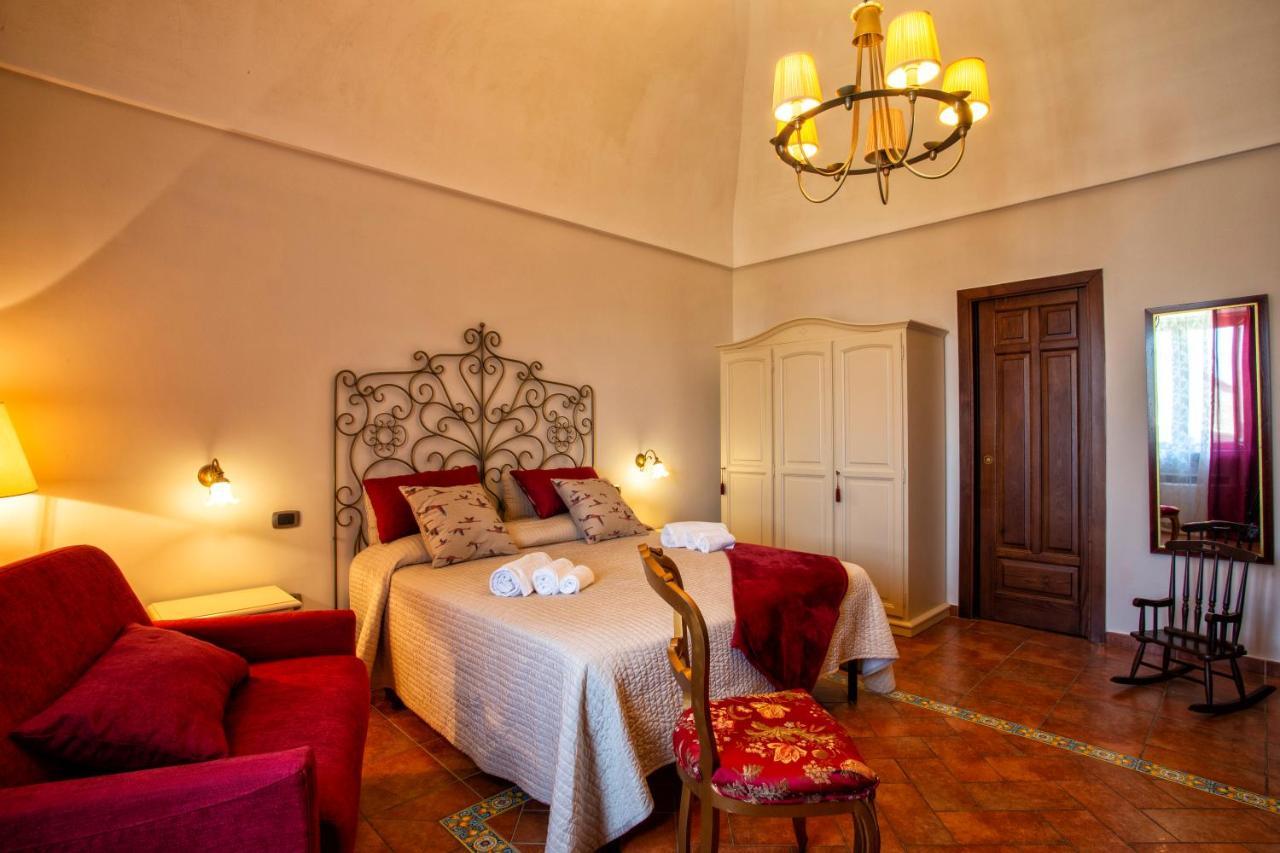 Agriturismo Il Convento Villa มัสซาลูเบรนเซ ภายนอก รูปภาพ